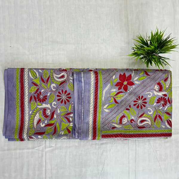 Hand stitch Kantha Saree | Blended Silk | Pink Floral Alpona Embroidery - Image 3