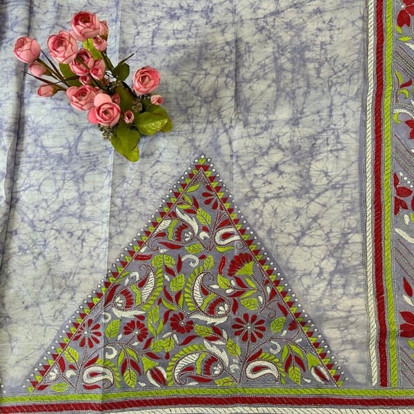 Hand stitch Kantha Saree | Blended Silk | Pink Floral Alpona Embroidery - Image 4