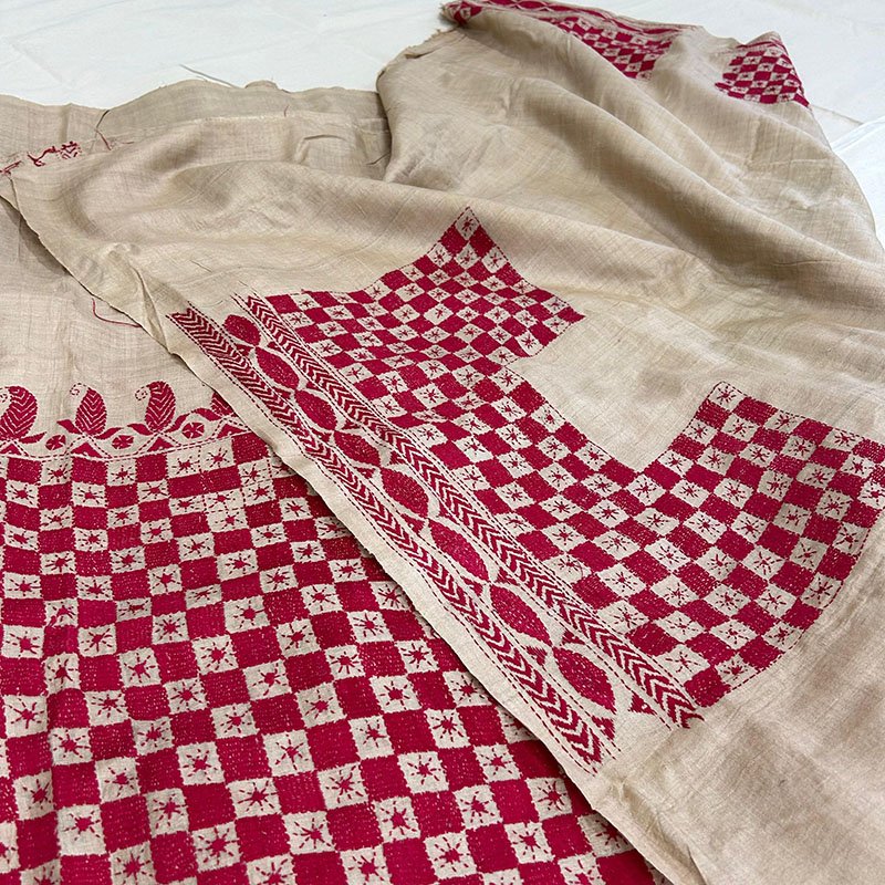 Elegant Gachi Tussar Silk Saree | S28 5 Elegant Gachi Tussar Silk Saree | S28 - Image 3