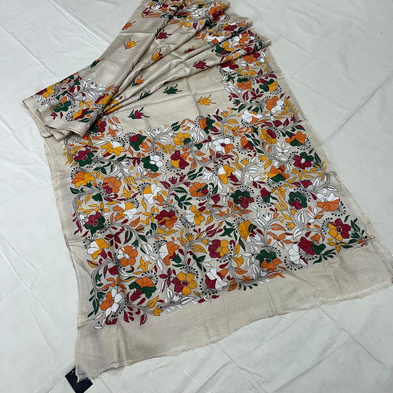 100% Premium and Pure Elegant Gachi Tussar Saree | S31 5 100% Premium and Pure Elegant Gachi Tussar Saree | S31 - Image 3