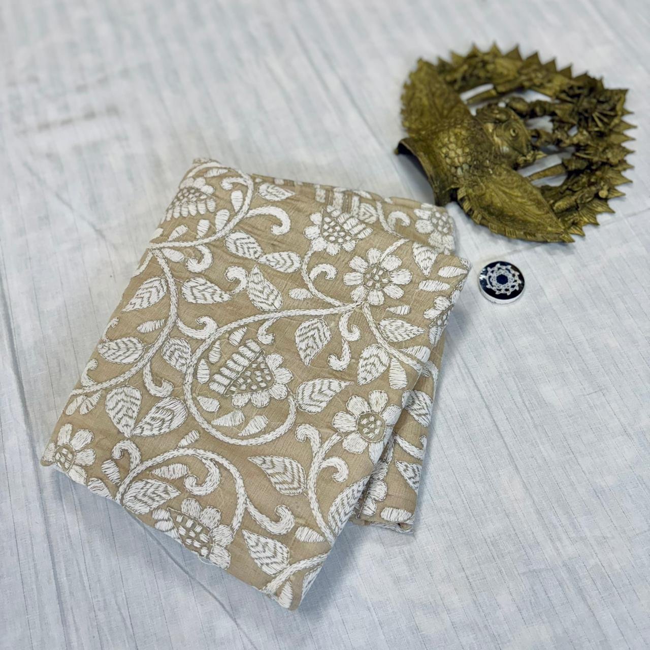 Gachi by Gachi Tussar Winter Special Saree | S70 7 Gachi by Gachi Tussar Winter Special Saree | S70 - Image 5