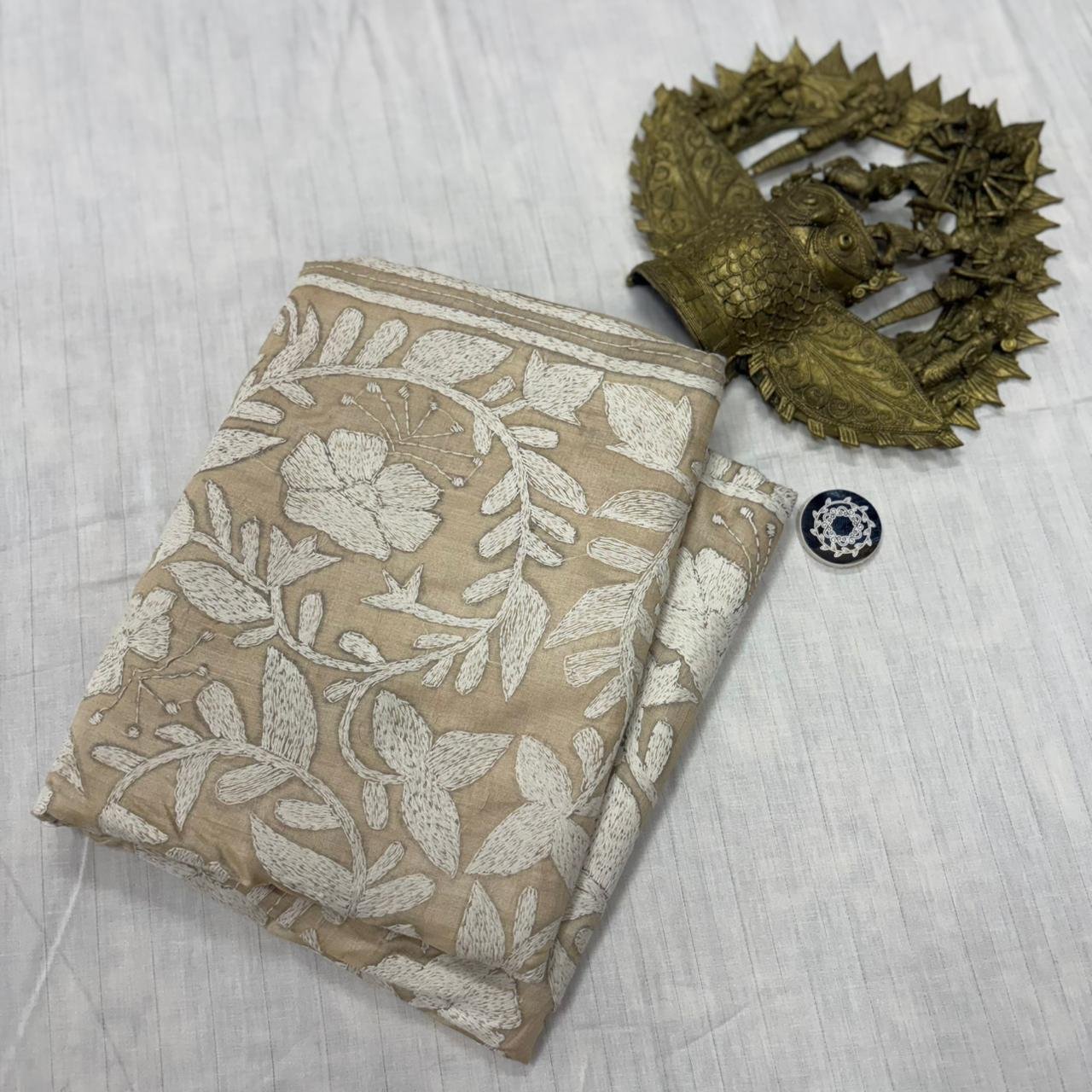 Gachi Tussar Hand-Stitched Winter Special Saree | S71 7 Gachi Tussar Hand-Stitched Winter Special Saree | S71 - Image 5